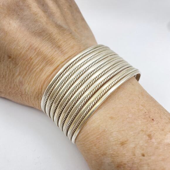 Signed Vintage Native American Navajo Sterling Silver Wide Cuff Twisted Rope - Picture 5 of 8